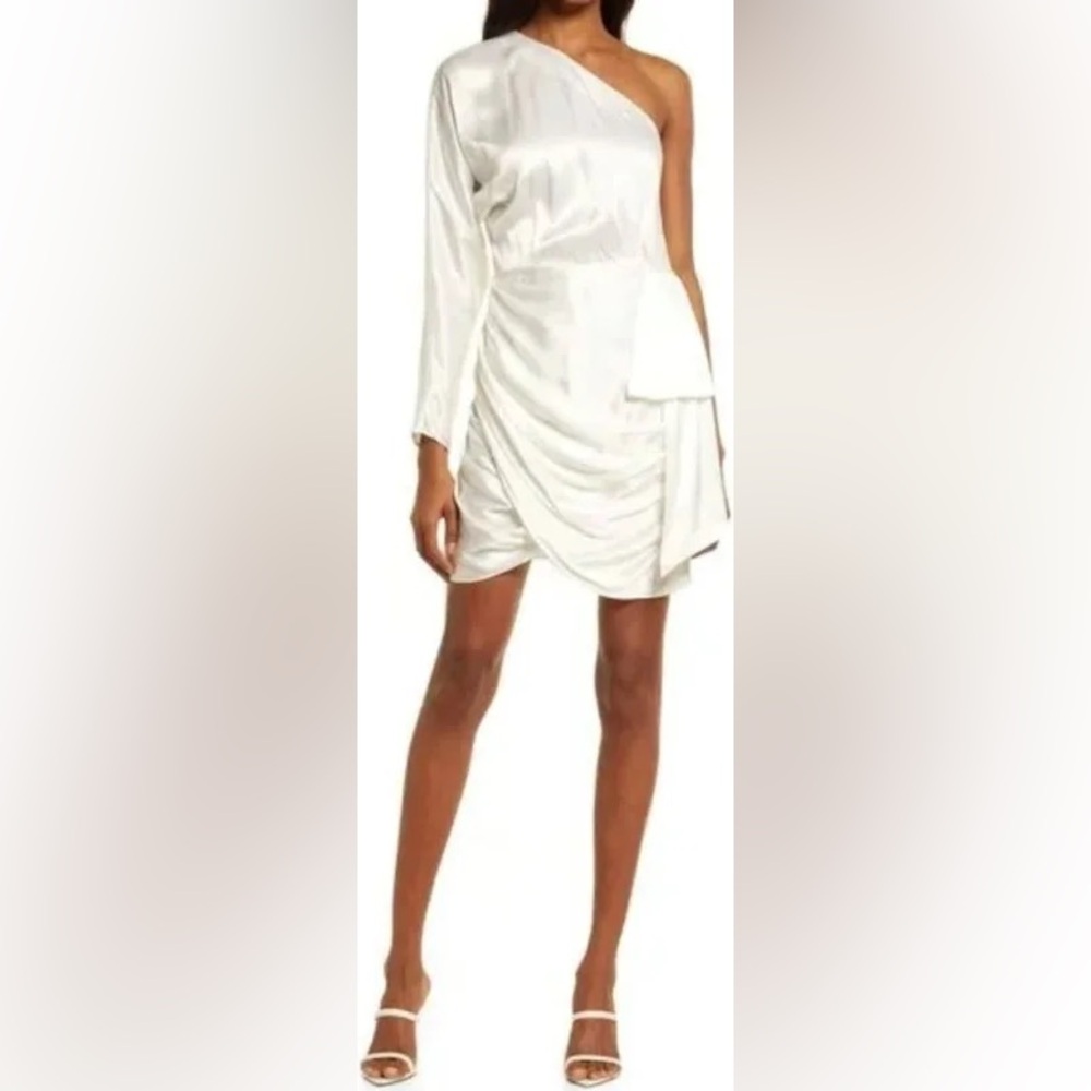 Elliatt White One Shoulder Sheath Dress